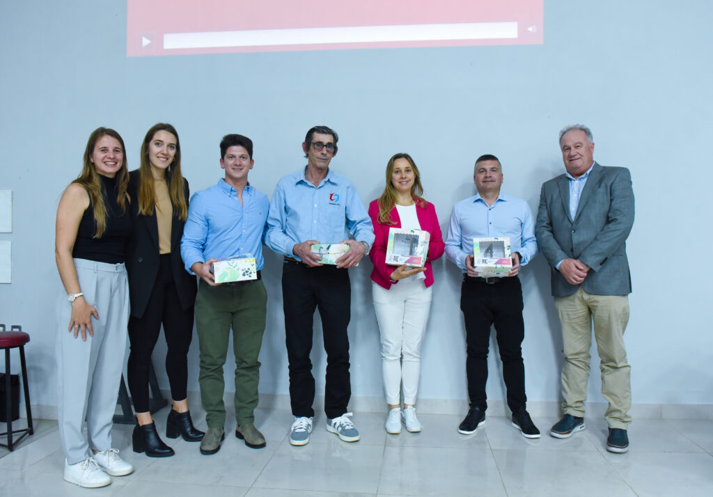 La actividad fue organizada y coordinada por la Asociación Civil Parque Industrial Crespo y la Municipalidad de Crespo.